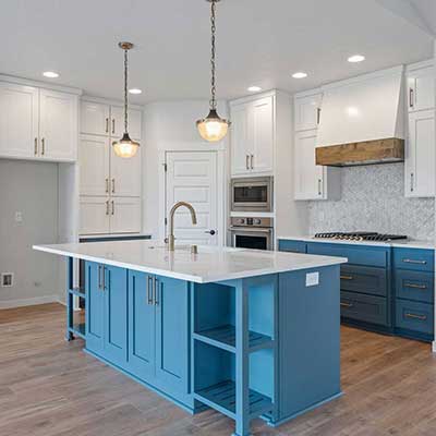 Painted-Kitchen-Cabinets---Uppers-Painted-Snowbound---Base-Cabinets-&-Island---Slate-Tile